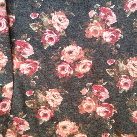 ECLIPSE - Casual Black & Floral Long Sleeve Top Shirt - Picture 4 of 6